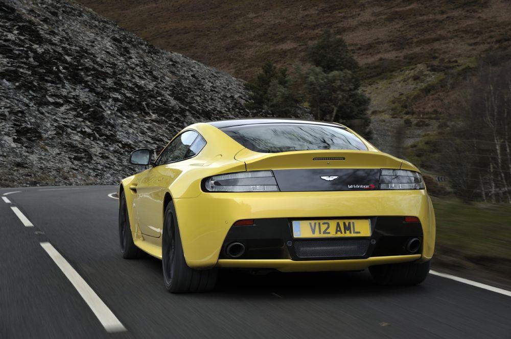 New 2017 Aston Martin V12 Vantage S For Sale (Special Pricing