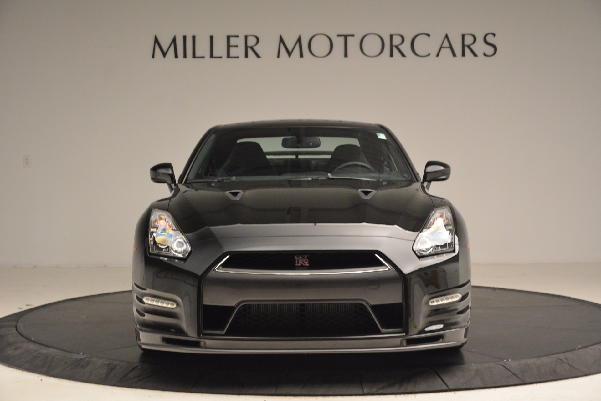 Pre Owned 14 Nissan Gt R Track Edition For Sale Special Pricing Bentley Greenwich Stock 7241