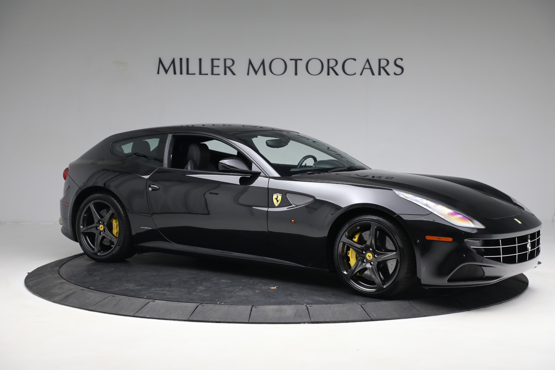 Pre-Owned 2012 Ferrari FF For Sale (Special Pricing) | Bentley Greenwich Stock #4491A