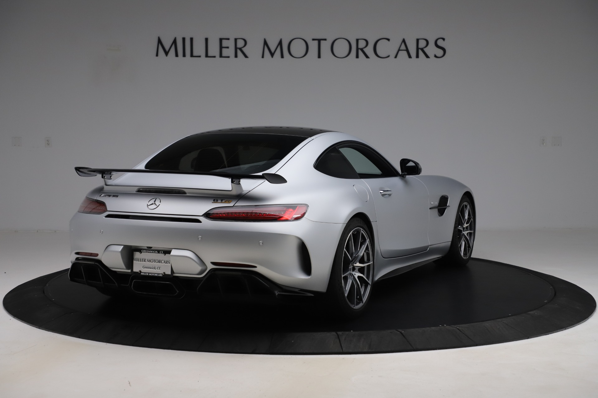 Pre Owned 18 Mercedes Benz Amg Gt R For Sale Special Pricing Bentley Greenwich Stock 7710