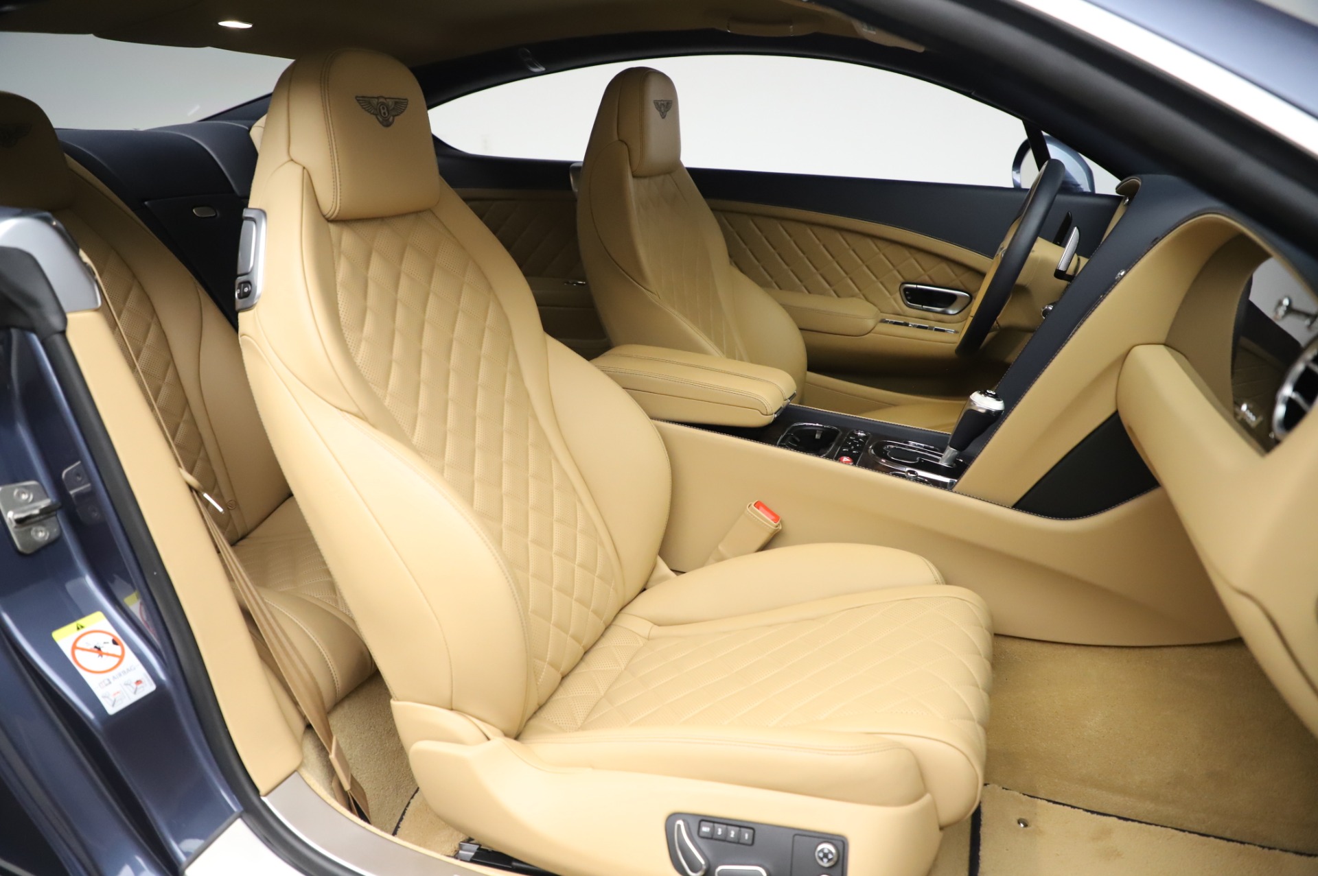 Bentley continental outlet seats