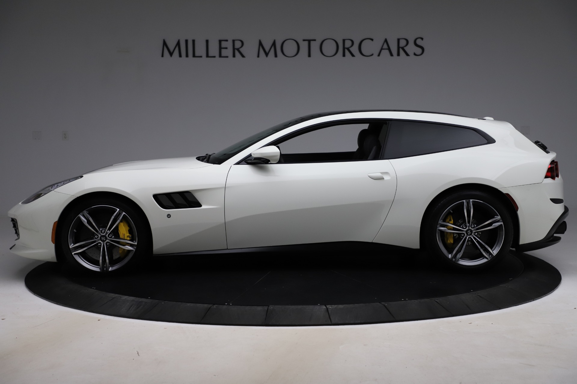 2020 ferrari gtc4lusso price