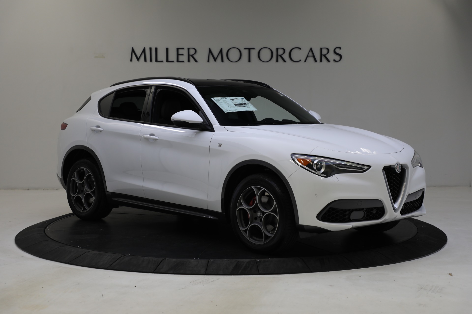 Alfa romeo stelvio 2022