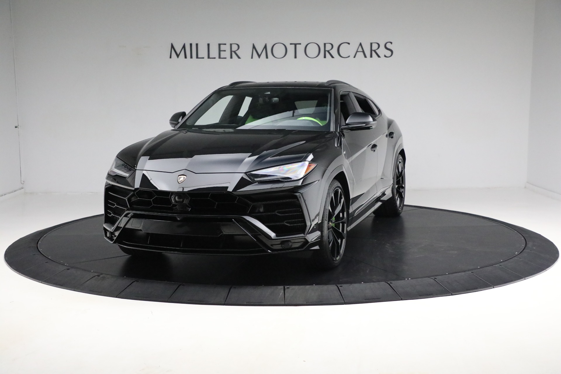 Used 2019 Lamborghini Urus for sale Sold at Bentley Greenwich in Greenwich CT 06830 1